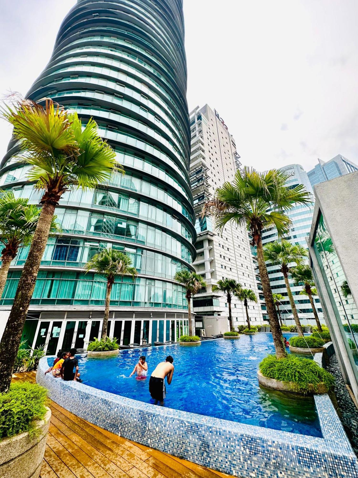 קואלה לומפור Vortex Suites Sky View Klcc מראה חיצוני תמונה